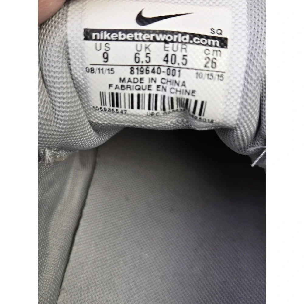 Nike Air Max Thea Silver Metalic Sneaker Shoe  819640-001 70s‎ retro futuristic